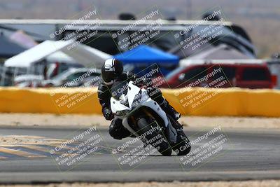 media/Apr-09-2022-SoCal Trackdays (Sat) [[c9e19a26ab]]/Turn 2 (1140am)/